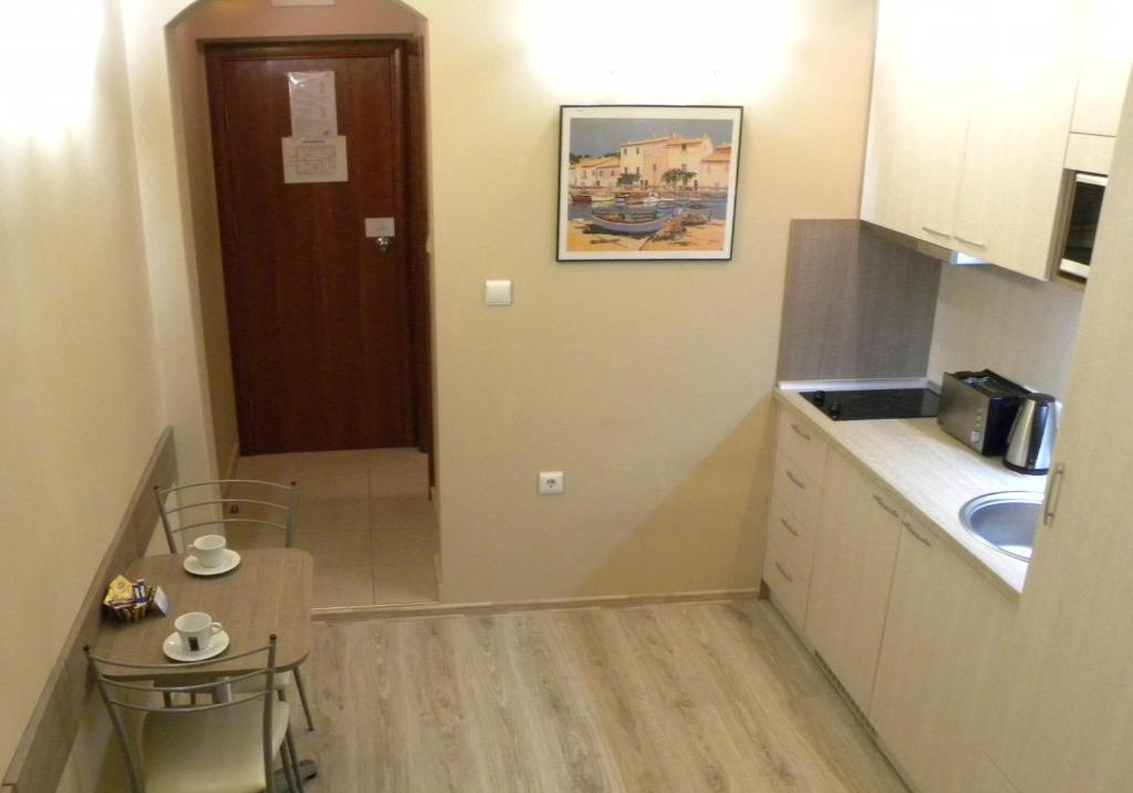 וארנה Three Dolphins Hotel With Rooftop Terracе חדר תמונה