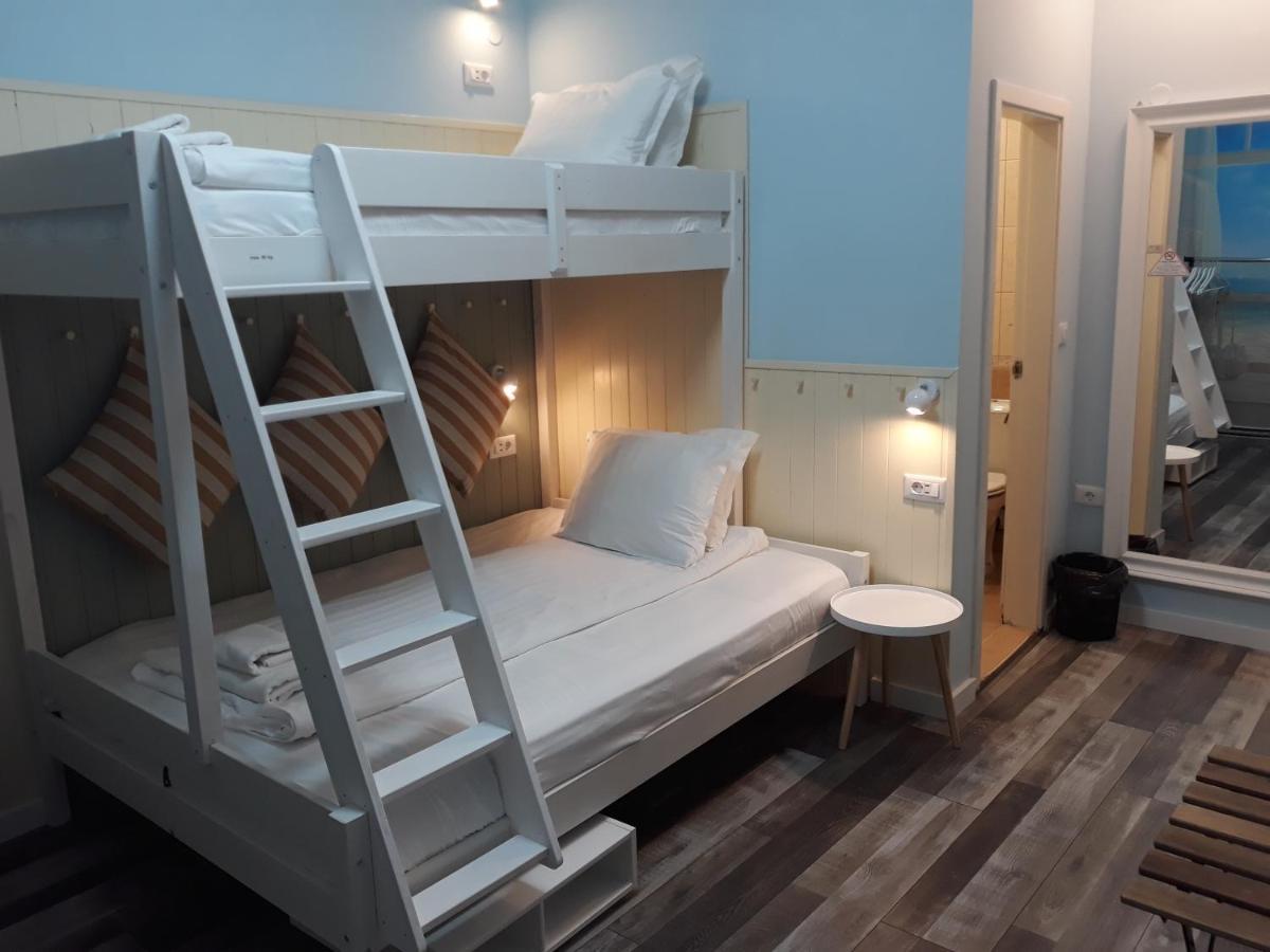 וארנה Three Dolphins Hotel With Rooftop Terracе חדר תמונה
